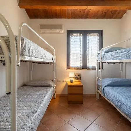 Slow Life, 10 Minutes From The Beaches And Local Shops Olia Speciosa